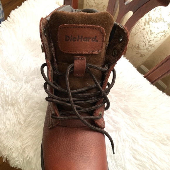 Boots 🥾 - Picture 5 of 9